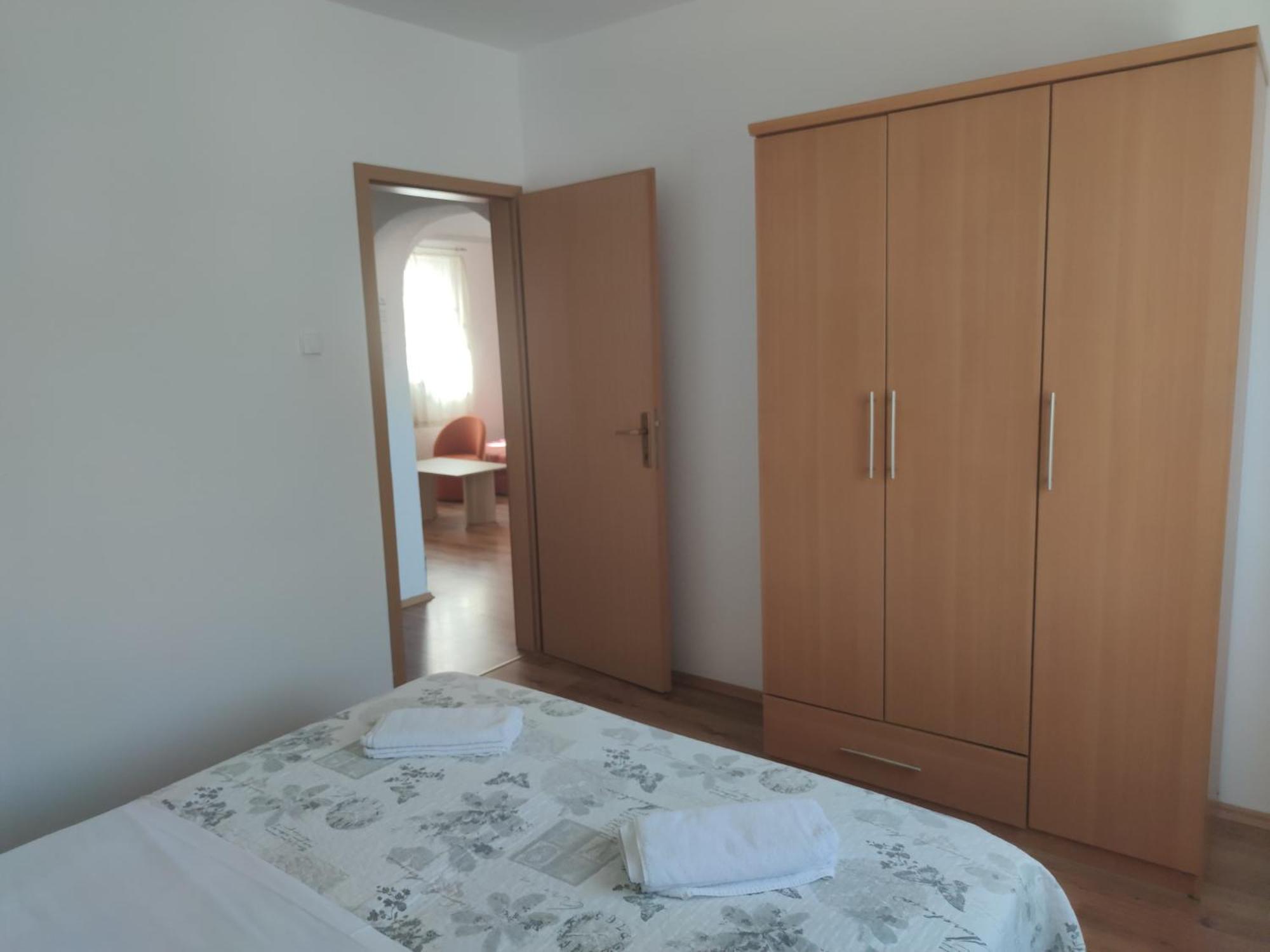 Apartments Dijana Krk Town Exterior foto