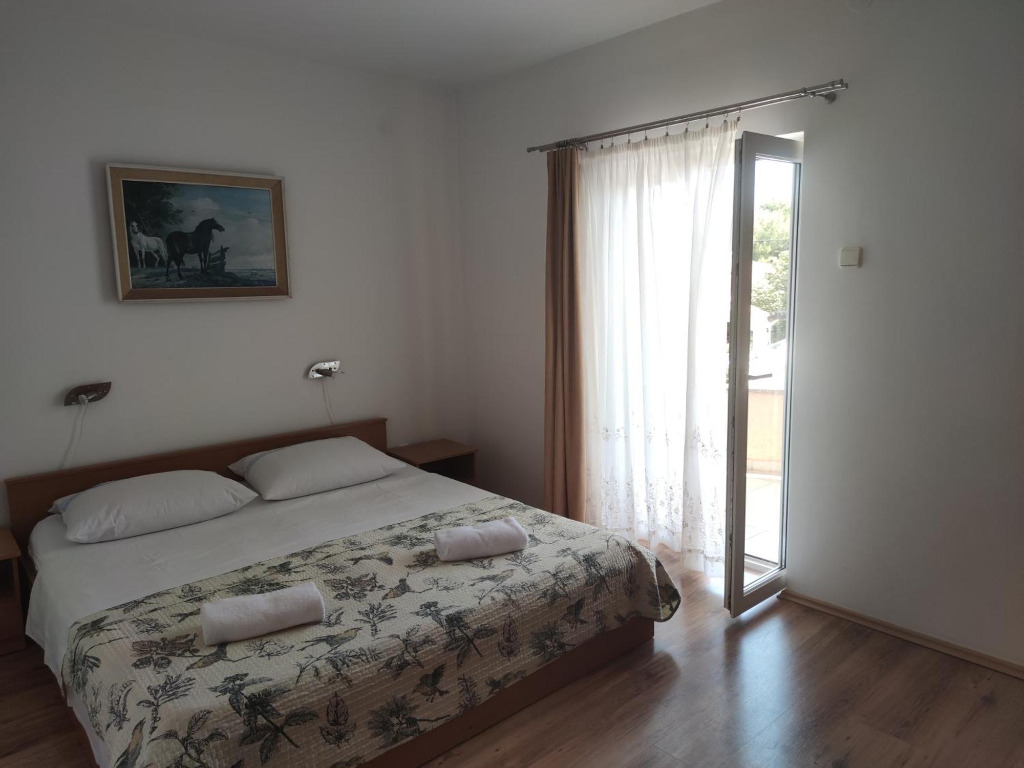 Apartments Dijana Krk Town Exterior foto